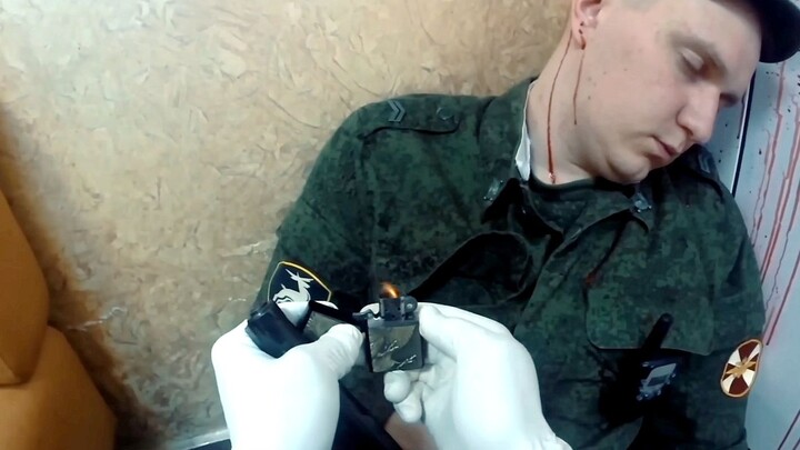 Found a pistol at the start—first-person zombie escape begins!