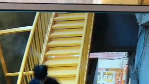 It made me laugh so hard hahaha, look at the surveillance