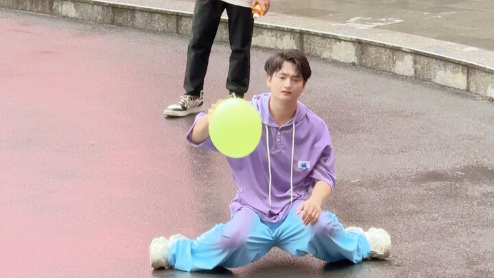 Mengapa balon ini tidak patuh?
