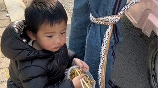 คุณแม่ท่านนี้ช่างไม่ง่ายและเข้มแข็งจริงๆ!