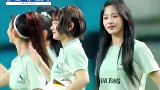 نيوجينز 240803 عرض منتصف المباراة: ركلة البداية في كرة القدم! أداؤهم جيد جداً!