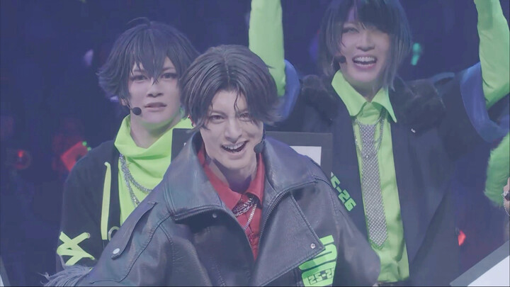 I was laughing for half an hour after watching this.