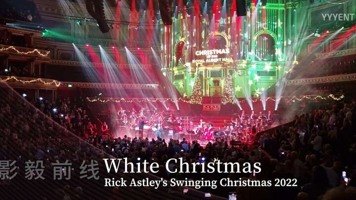 The Whole Venue Sings Along! Rick Astley’s “White Christmas” — Rick Astley Swingin’ Christmas Concer