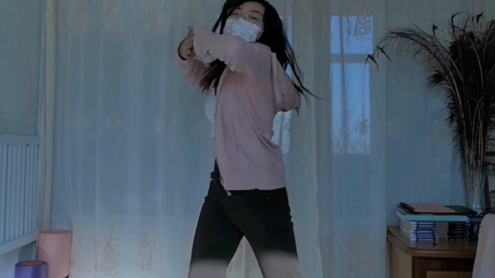 [YUZI] Tôi đã không nhảy trong một năm trước kỳ thi tuyển sinh sau đại học. Sẽ tệ đến mức nào nếu tô