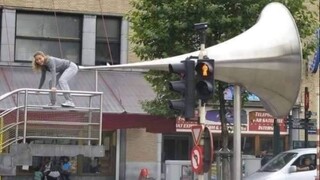 A collection of interesting videos from abroad, after watching it, I feel like the whole world is fu