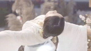 เต้นเหมือนเป็นคนละคน
