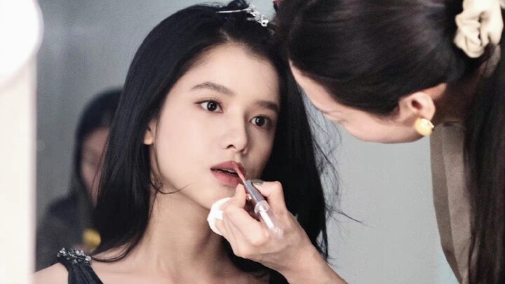 “Cảm giác tê dại mà bạn miêu tả có lẽ sẽ trở thành vũ khí độc đáo giúp cô ấy nổi bật giữa dàn Hoa đá