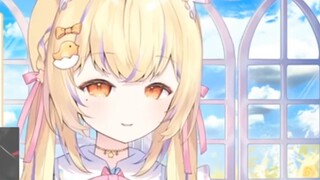 [Little Bird Traveling Apricot] The little yellow bird was disgusted by itself after acting cute