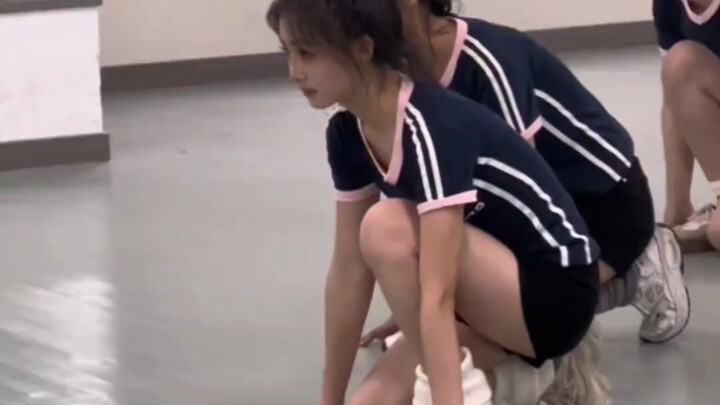 Thể dục nhịp điệu "Yes ok"