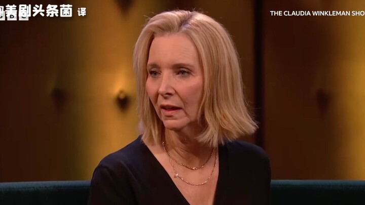 [Teks Mandarin] “Phoebe” Lisa Kudrow: Apa yang pernah aku curi di lokasi syuting ‘Friends’?