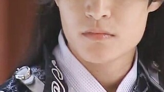 共勉！邪魅一笑不是油腻！！！！