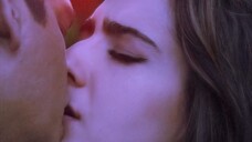 Sara Ali khan kiss 💋💋