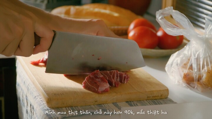 Have bread with beef for dinner