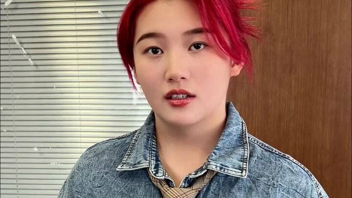 Sis Huo is the most beautiful person in my company—Congcong just doesn’t compare! (No coercion invol