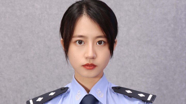 如何30秒成为一名警察？