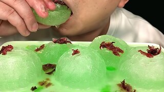 吃薄荷糖水冰，听薄荷糖水冰的声音！