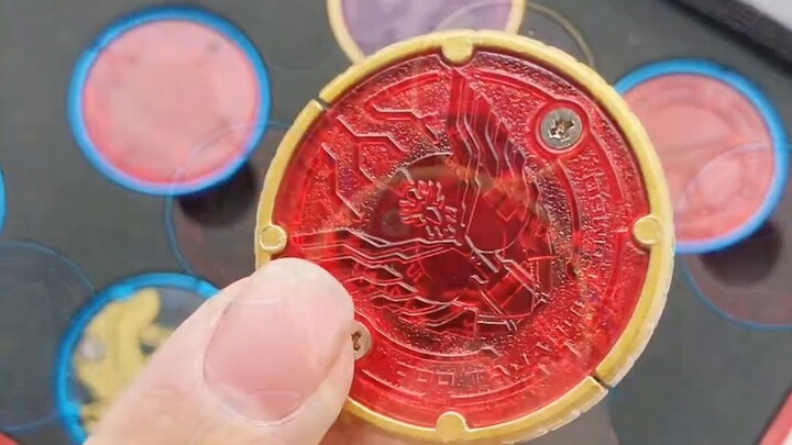 Big mop, big mop! Kamen Rider OOO Oz commemorative coin!