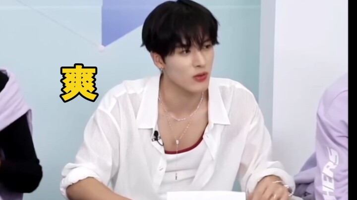 【إريك】 "الرقص صعب حقًا، درست ساعتين فقط ثم صورت فيديو تعليمي~~"