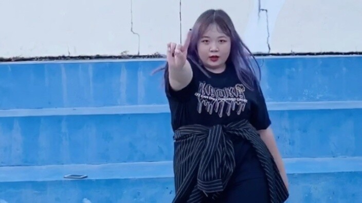 【BLACKPINK-Lovesick Girls】Little cutie dance