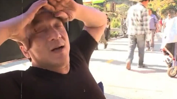 Orang lain membuat film untuk menjadi terkenal, Jackie Chan membuat film demi negara!