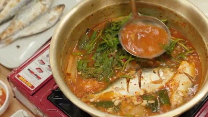 [Drama] Braised mackerel and sashimi with rice in Let's Eat