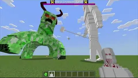 Ultra Creeper Titan VS Attack On Titan ADDON in Minecraft PE