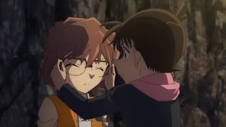 【柯哀】“脱了眼镜的你，就是超人咯”