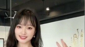 วันนี้คลาสเรียนเต้นรำหน้าท้องของครูเฟินเหยาเริ่มแล้ว