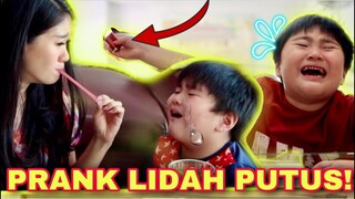 PRANK LIDAH PUTUS |BROKEN TONGUE PRANK |Kenneth Kenzo (ENGLISH SUBTITLES-Click CC)