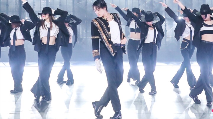 Arsip | Tampan banget! Zando memberi penghormatan kepada Michael Jackson di "Black and White Wings" 