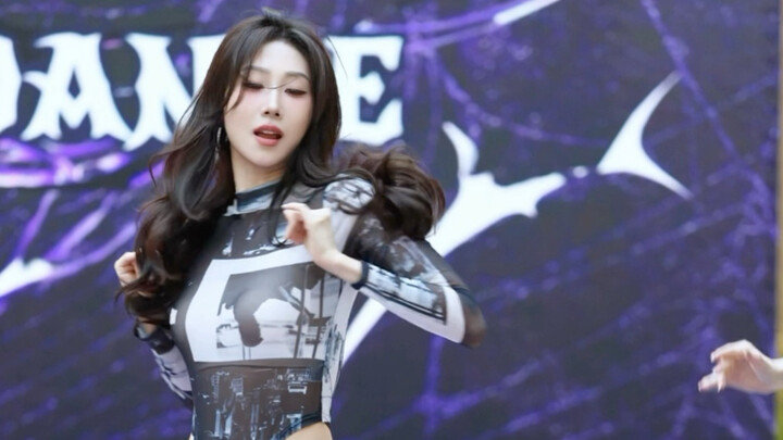 ท่าเต้นสุดแอบ스트랙ต์! WDA - aespa