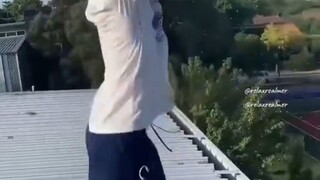 أداء رائع على زجاجة الكولا!