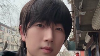 Don’t go to the barber shop to wash your hair during the Chinese New Year.