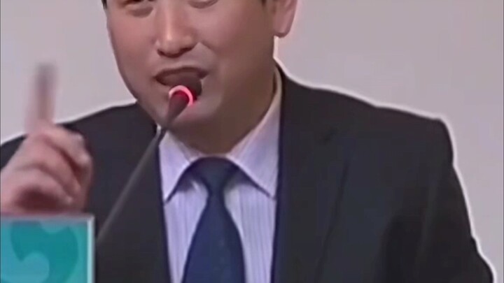 Ngày kỷ niệm Cách mạng Tân Hợi mà gọi Phổ Nghi đến thì cũng khá thú vị.