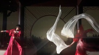 A roundup of wildly popular ancient-style transformation dances sweeping the internet—each performan