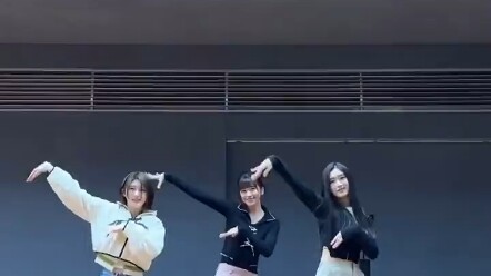 ชาเลนจ์เต้น “night dancer” คิมชูอิน & อันยูจิน & อีซู