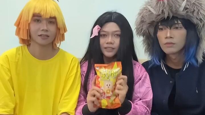 cosplay anime: nyobain makanan favorit