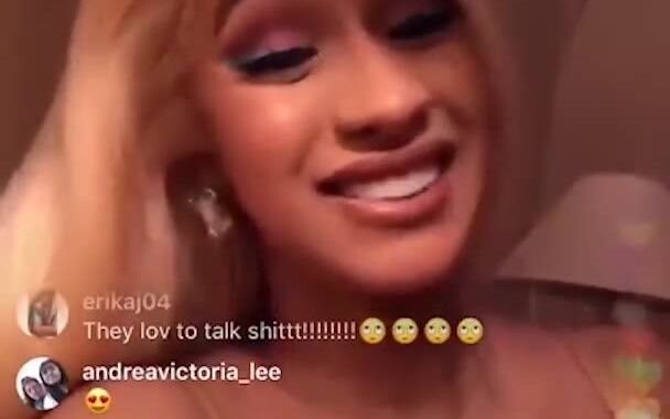 บทเรียน 4 ขั้นตอนจากครูคา: วิธีไล่ยุงแบบ Cardi B