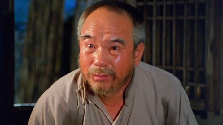 An old movie from the 80s. The woman is a perfect Shandong daughter-in-law. She looks very lovely in
