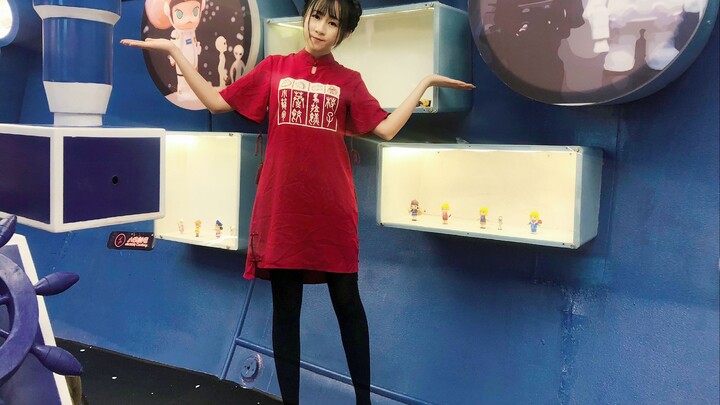 【วีล็อก】อัปที่ขี้กลัว กล้าใช้แค่คอนเทนต์ตัวเองทำคลิปคิวจุกุ 【งานเซ็นหนังสือของดีไซเนอร์จาก Pop Mart】