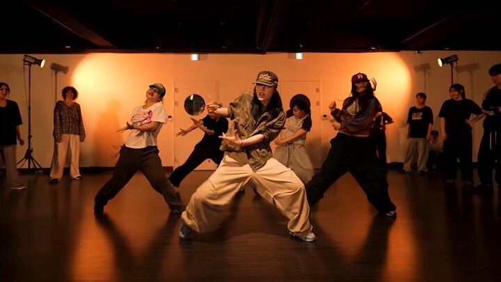 Para penari pasti takkan luput dari nostalgia MJ! Video koreografi Michael Jackson “JAM” oleh TURNS 