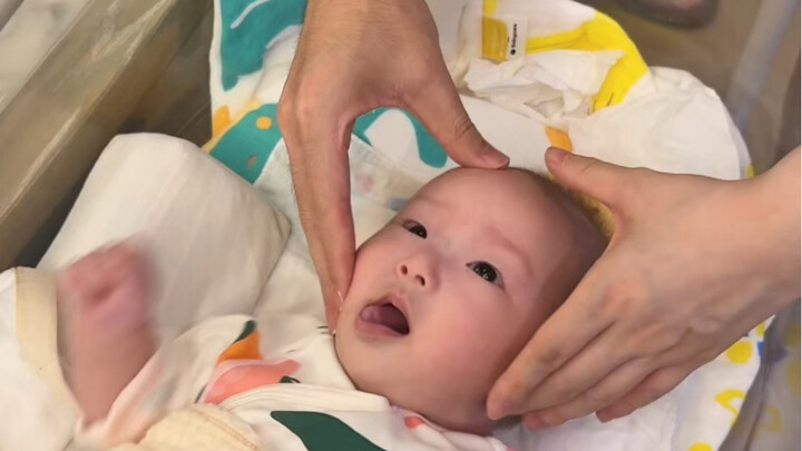 أول عيد للأطفال لابنتي