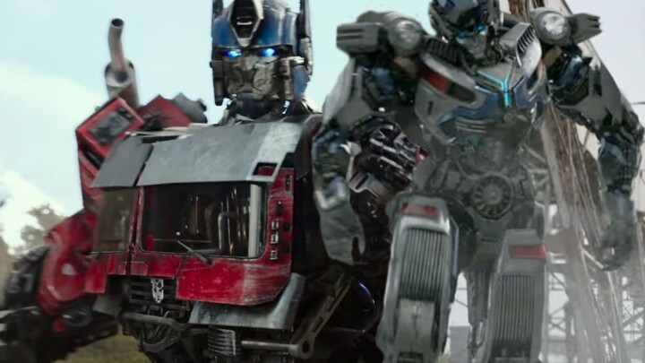 Chatting about “Transformers 7” and the next “Pacific Rim 2”?