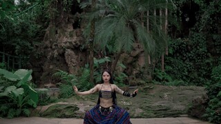 Imam Besar Melindungi Hutan Hujan & Tarian Perpaduan Suku