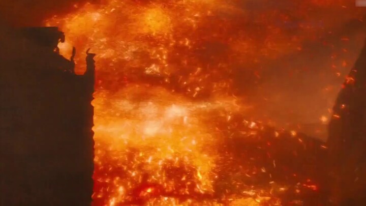 I am the king of monsters! Come and fight me!