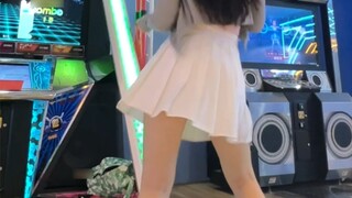 HyunA quái đản, con thỏ ngọc không thể vẫy đuôi?