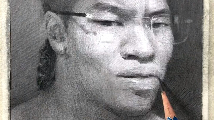 咋就越看越不对劲了呢