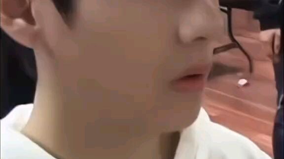si manis Kim Taehyung 🥰