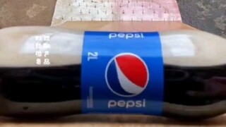 مسابقة دحرجة الزجاجات