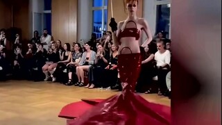 Một chàng trai Trung Quốc bắt chước show diễn thời trang của Balenciaga, gây ra nhiều cuộc tranh luậ